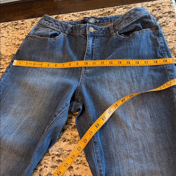 Lane Bryant Venezia Bootcut Jean Women's 14 Regular EUC - Picture 6 of 12